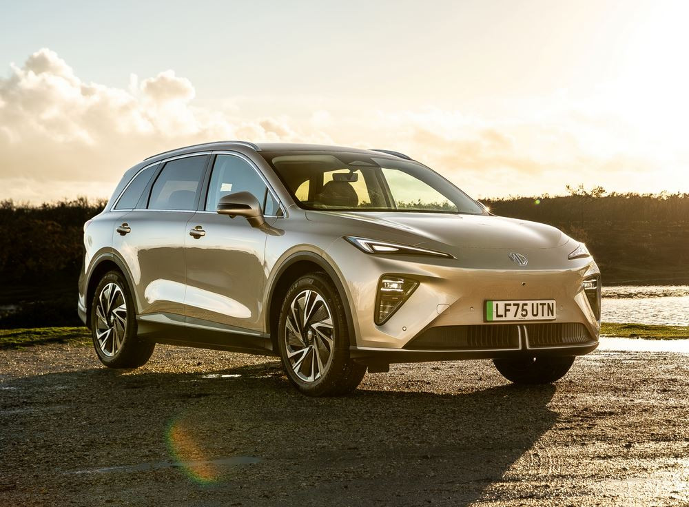 Le SUV électrique de taille intermédiaire MGS6 EV arbore une allure moderne