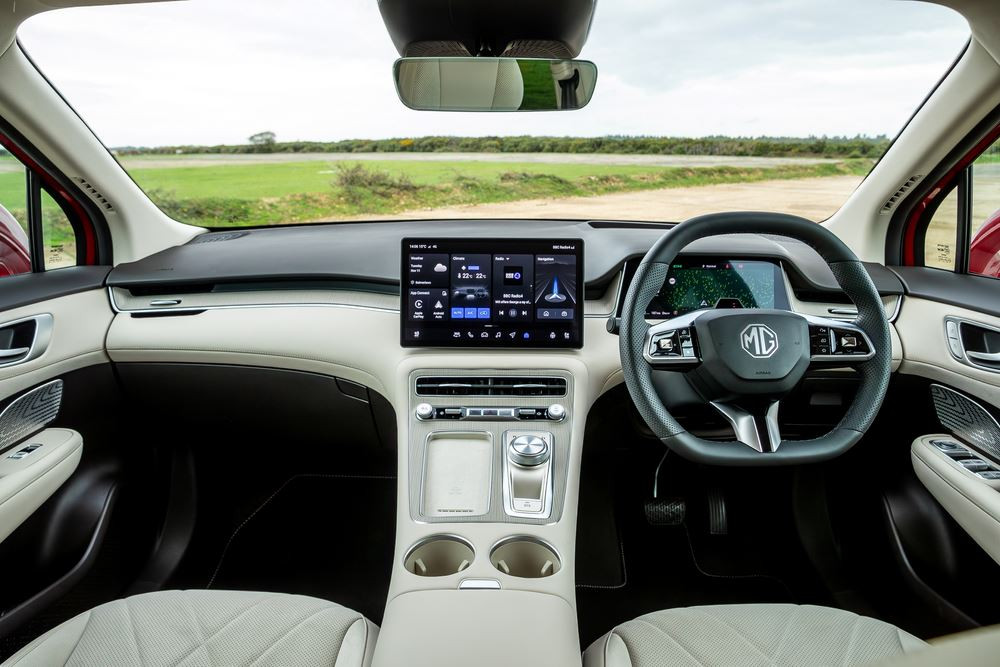 Le SUV électrique de taille intermédiaire MGS6 EV arbore une allure moderne