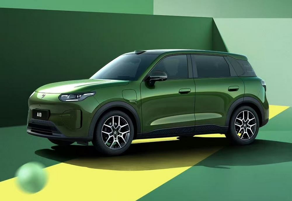 Le SUV urbain électrique Leapmotor B03X inaugure une nouvelle plateforme mondiale