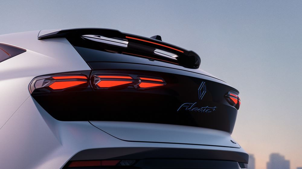 Le crossover Renault Filante devient le porte-étendard international de la marque au losange