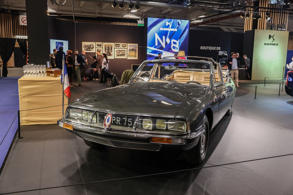 La 50ème édition du salon Rétromobile ouvre ses portes jusqu'au 1er février