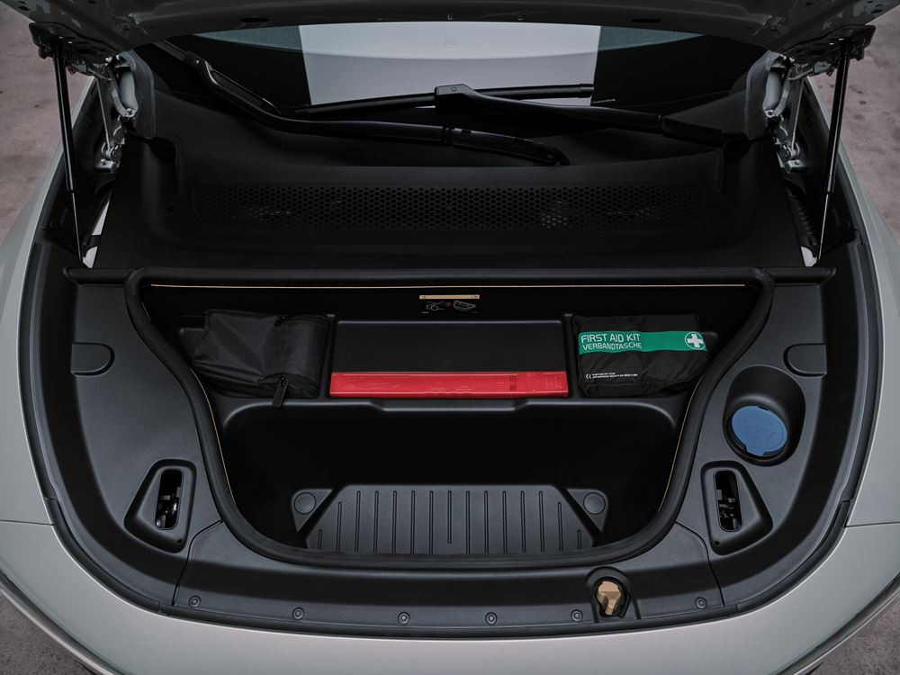 Le SUV électrique Volvo EX60 Cross Country est conçu pour sortir des sentiers battus