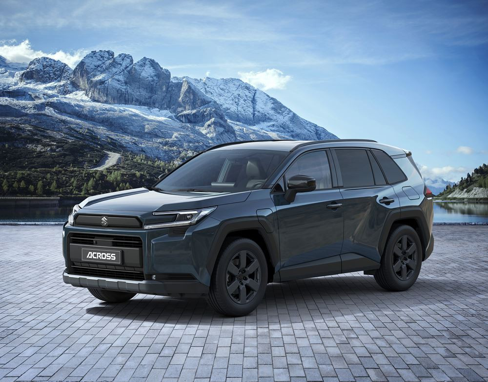 Le SUV polyvalent de taille intermédiaire Suzuki Across affiche un design robuste