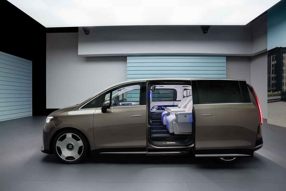 Le Mercedes VLE électrique combine une conduite de limousine et la polyvalence d'un grand monospace