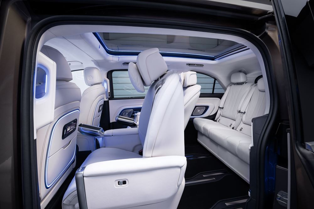Le Mercedes VLE électrique combine une conduite de limousine et la polyvalence d'un grand monospace