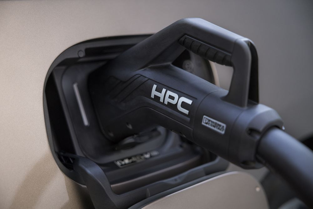 Le Mercedes VLE électrique combine une conduite de limousine et la polyvalence d'un grand monospace