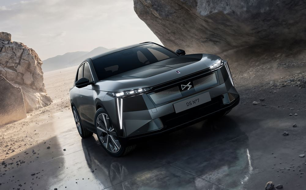 Le SUV de taille intermédiaire DS N°7 revendique un style distinctif