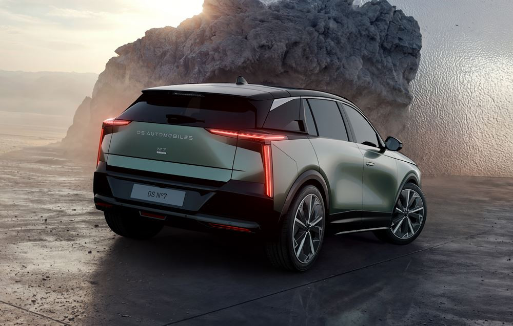 Le SUV électrique DS N°7 E-Tense FWD Long Range offre jusqu'à 740 km d'autonomie WLTP