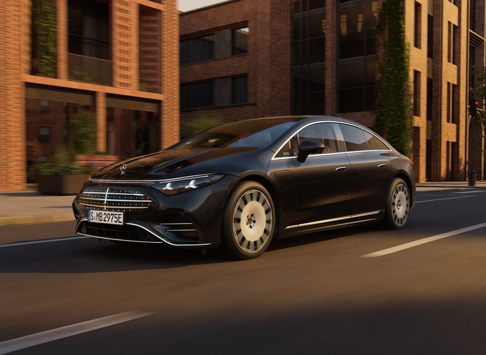 La berline de luxe électrique Mercedes-Benz EQS embarque une architecture électrique de nouvelle génération