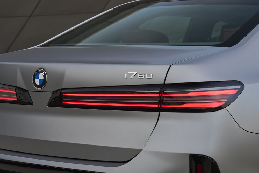 La limousine de luxe électrique BMW i7 intègre les technologies de la Neue Klasse