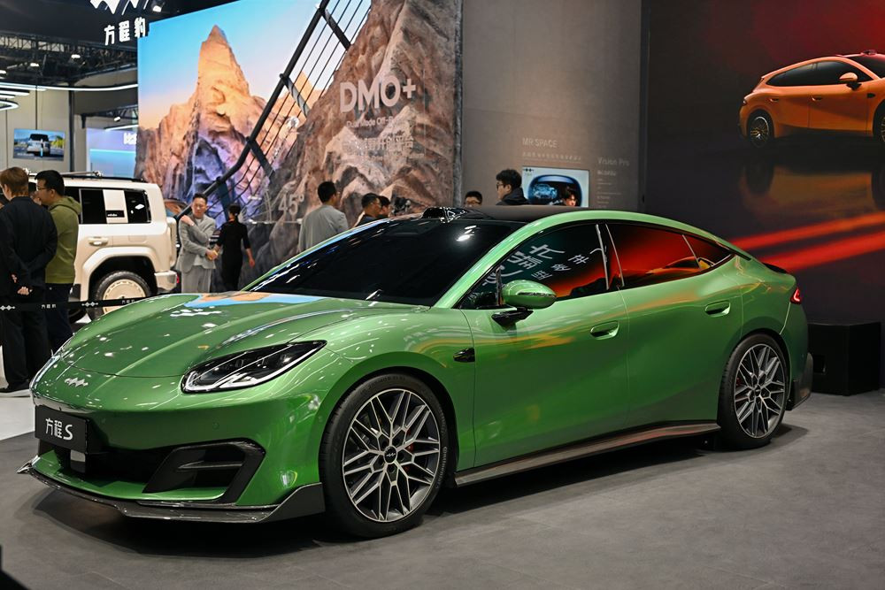 La Formula S de Fangchengbao est une berline personnalisable capable de multiples configurations