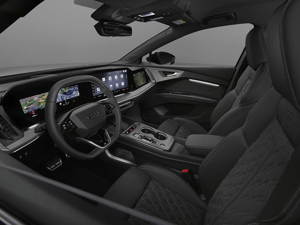 L'Audi Q4 Sportback e-tron restylée affiche une allure moderne et expressive