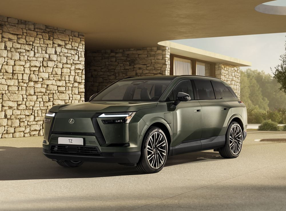 Le SUV électrique à batterie Lexus TZ offre six places sur trois rangées de sièges