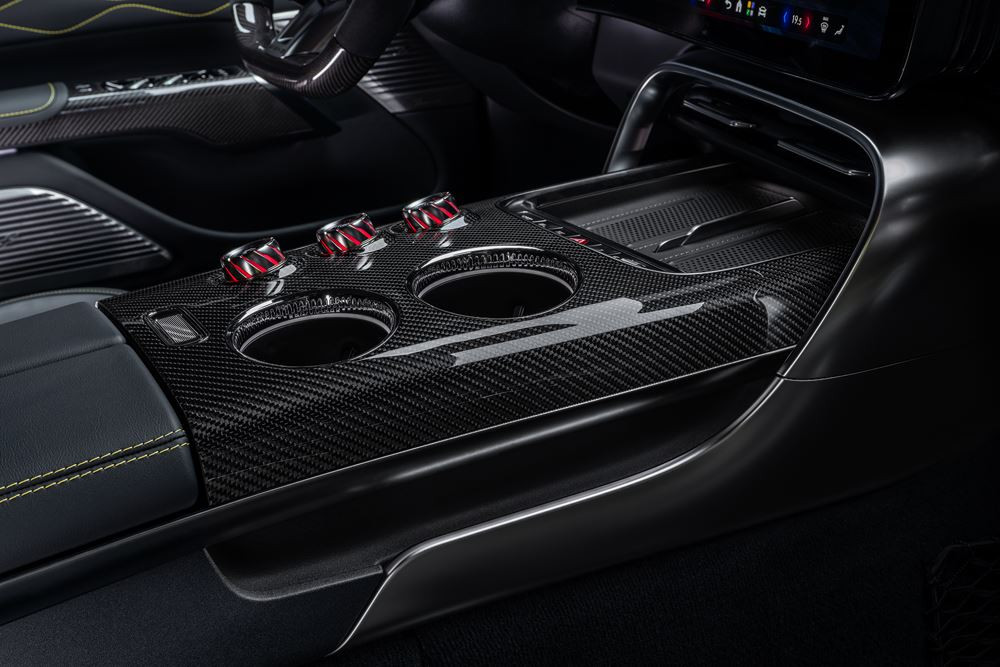 Le coupé 4 portes Mercedes-AMG GT délivre jusqu'à 1 169 ch de puissance maximale