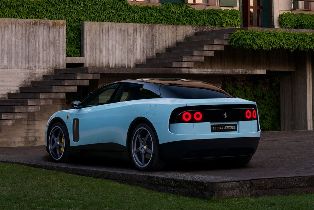 La Ferrari Luce électrique ouvre un nouveau chapitre dans l'histoire du Cheval Cabré