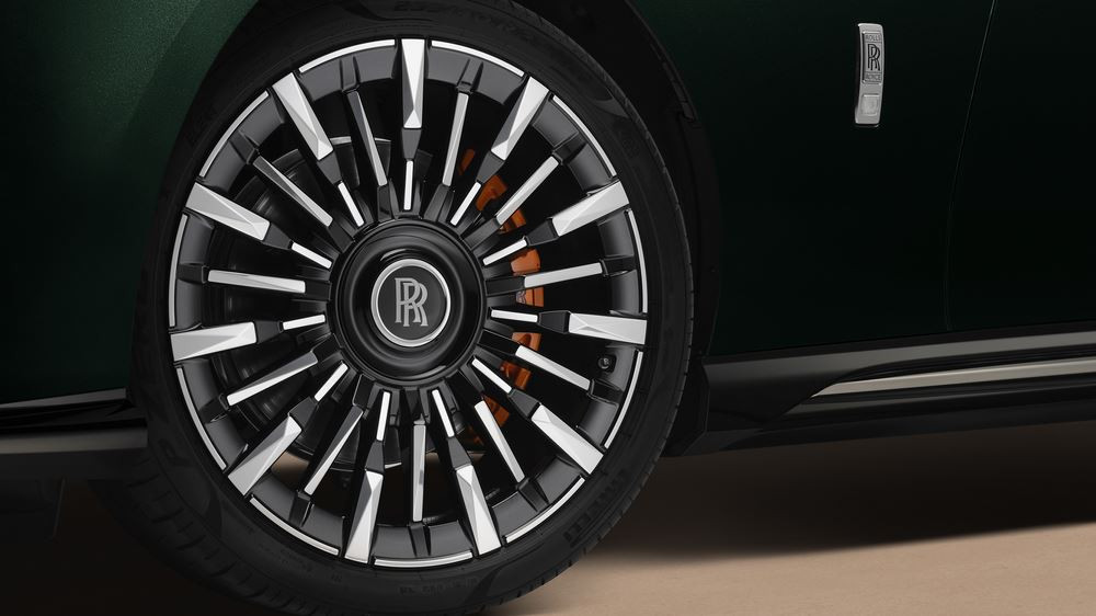 La Rolls-Royce Spectre Série II électrique bénéficie d'une série d'améliorations techniques