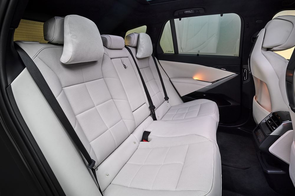 La BMW iX5 électrique bénéficie de cellules cylindriques d'une hauteur de 120 millimètres