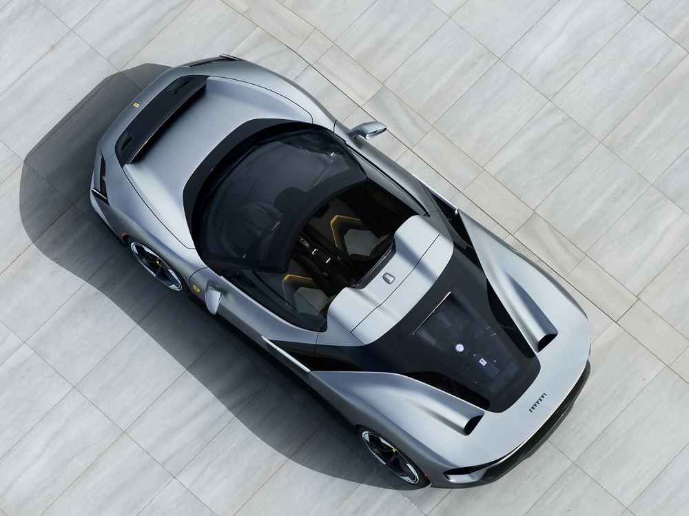 Ferrari HC25 : un roadster unique one-off sur base de F8 Spider à toit ouvert