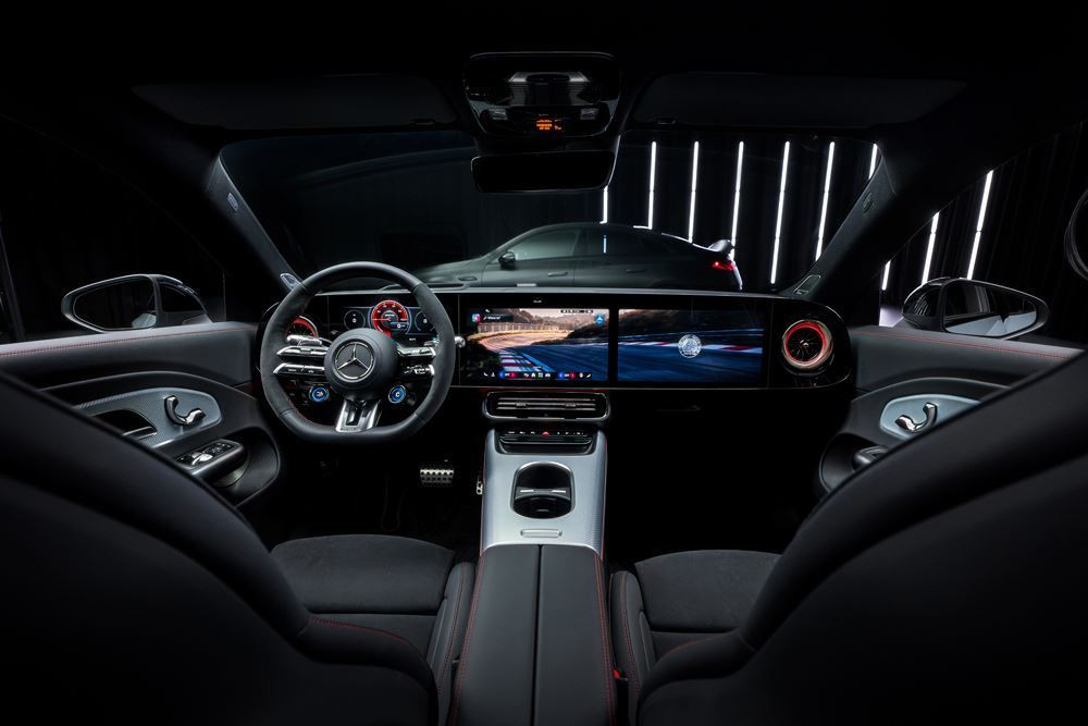 La Mercedes-AMG CLA Shooting Brake 45 4Matic plus dotée de trois moteurs électriques à flux axial délivre une puissance de 680 ch