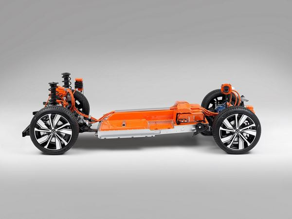 Le Volvo XC40 électrique bénéficie d'une structure frontale revue de fond en comble