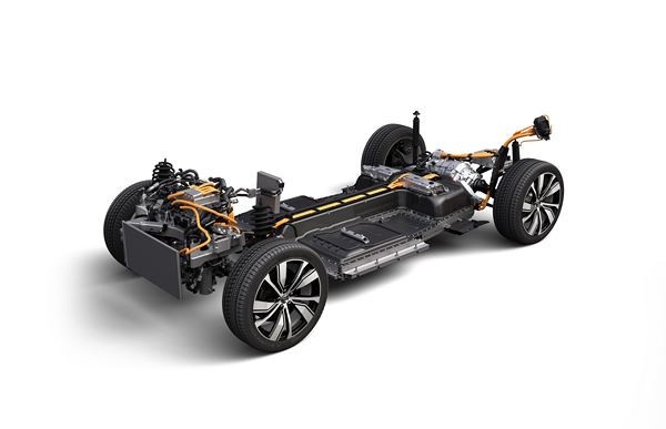 Le Volvo XC40 électrique bénéficie d'une structure frontale revue de fond en comble