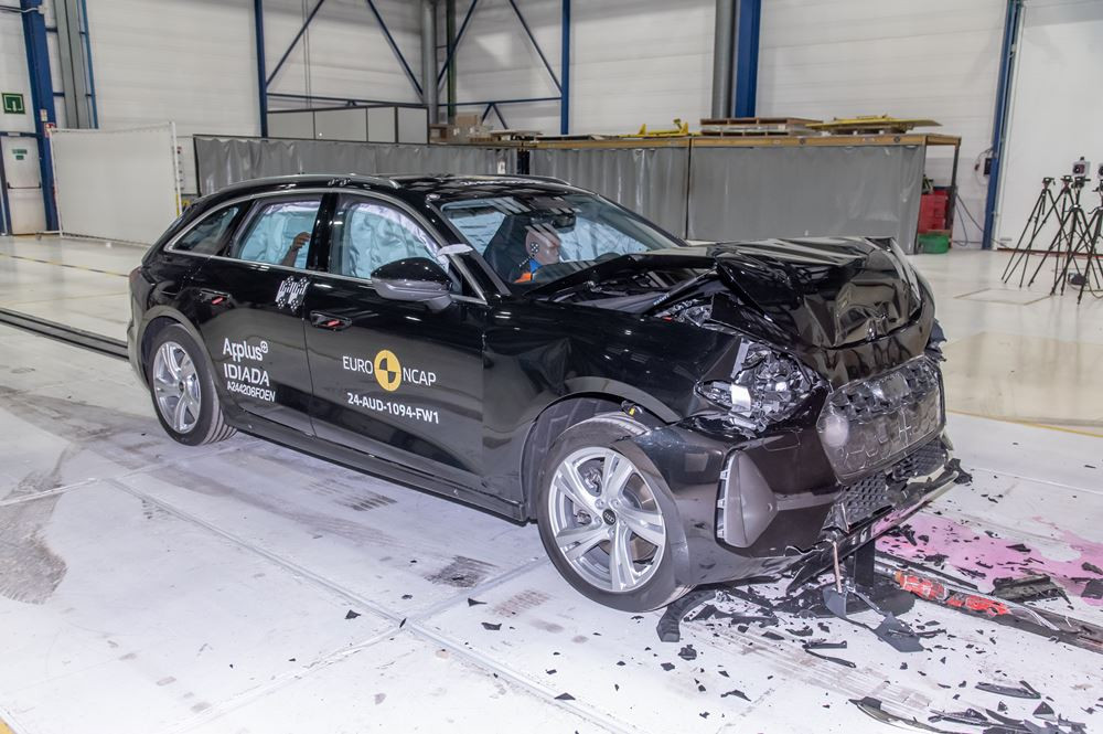 Le break de taille intermédiaire Audi A5 Avant obtient cinq étoiles aux crash-tests Euro NCAP 2024