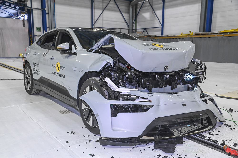 Le SUV coupé électrique Polestar 4 obtient cinq étoiles aux crash-tests Euro NCAP 2025