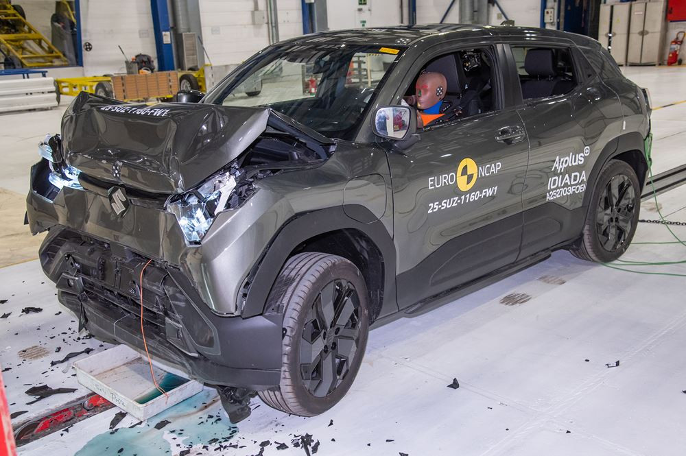 Le SUV compact électrique Toyota Urban Cruiser crédité de quatre étoiles sur cinq possibles aux crash-tests Euro NCAP 2025