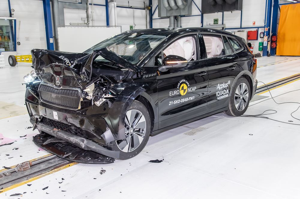 Le SUV compact électrique Skoda Elroq obtient cinq étoiles aux crash-tests Euro NCAP 2025