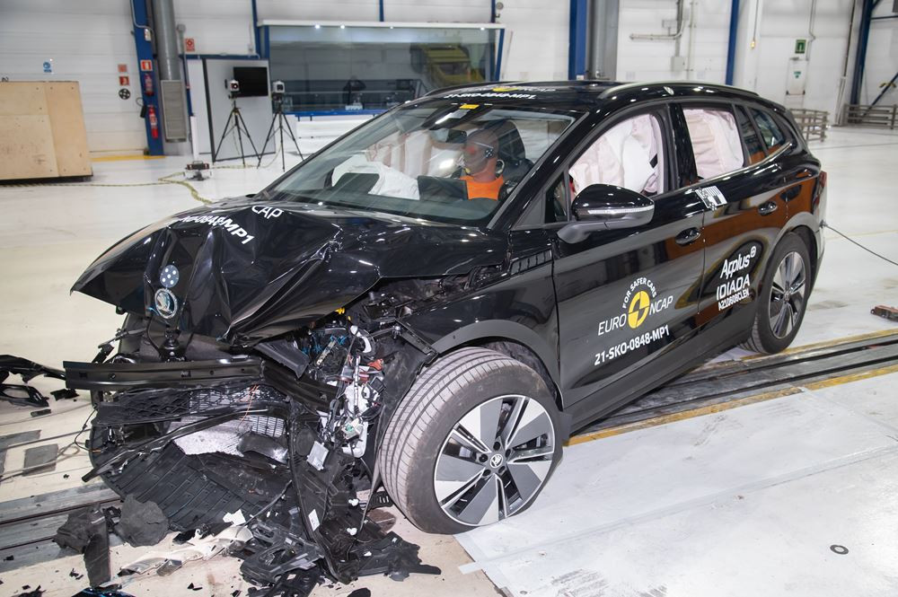 Le SUV électrique de taille intermédiaire Skoda Enyaq obtient cinq étoiles aux crash-tests Euro NCAP 2025