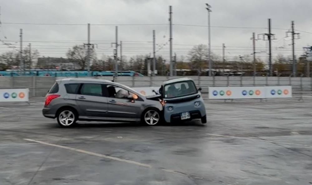 Les occupants d'une voiture sans permis sont vulnérables lors d'un impact