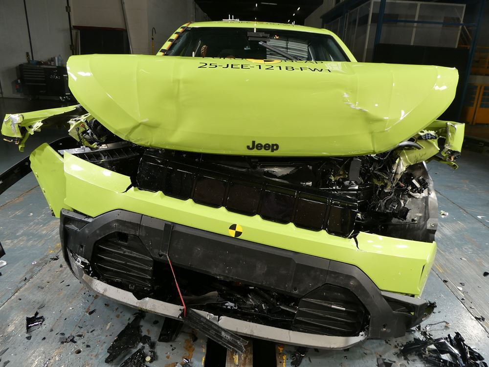 Le SUV Jeep Compass obtient quatre étoiles sur cinq possibles aux crash-tests Euro NCAP 2025