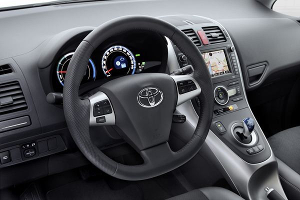 Comment fonctionne la technologie hybride de la Toyota Auris hybride?