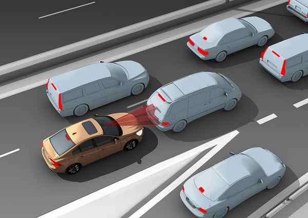 Comment fonctionne l'avertisseur anticollision avec système de freinage automatique de la Volvo S60?
