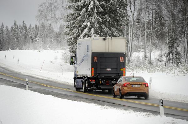 Le projet Sartre effectue la première démonstration de déplacement automobile en convoi