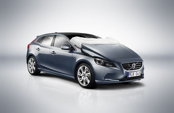 L'aide au freinage en mode urbain Mazda évite les collisions à faible vitesse