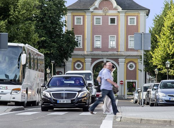La Mercedes-Benz Classe S Intelligent Drive effectue un parcours autonome sur 100 km