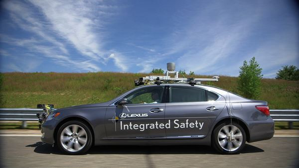 Toyota développe un système d'aide à la conduite utilisant les technologies de la conduite automatique