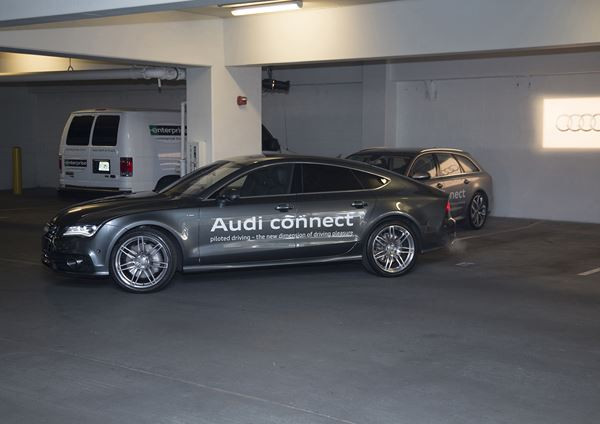 Les fonctions Audi « piloted driving » prendront le contrôle de la voiture