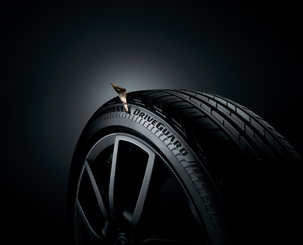 Le pneu Bridgestone DriveGuard peut parcourir 80 km après une crevaison