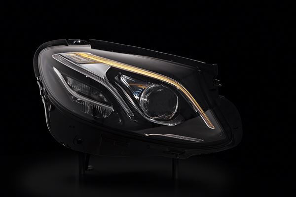 Les 84 LED des projecteurs Multibeam LED sont commandées individuellement