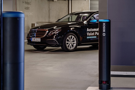 Le service de voiturier automatique réalise le stationnement sans conducteur