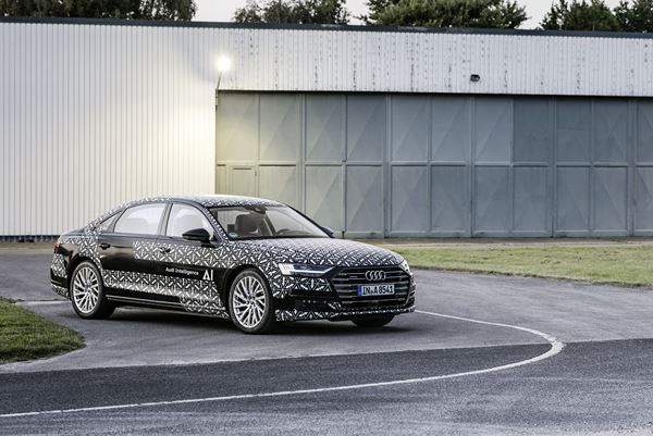 Le traffic jam pilot Audi permet une automatisation conditionnelle SAE de niveau 3