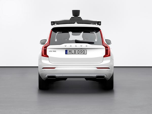 Un Volvo XC90 avec technologie Uber prêt pour la conduite autonome supervisée