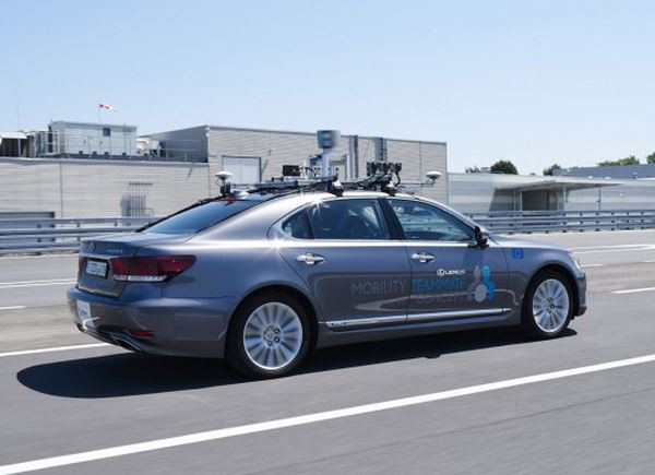 Toyota commence à tester la conduite autonome sur les routes européennes