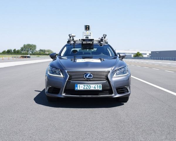 Toyota commence à tester la conduite autonome sur les routes européennes