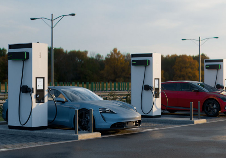 Des conseils pour partir en vacances sereinement en voiture électrique