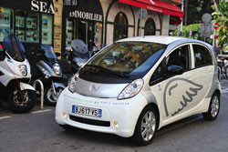 La ville de Nice ouvre son service d'autopartage de véhicules électriques « Autobleue »