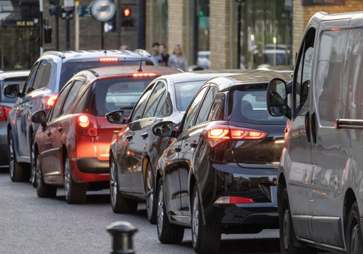 Les Français cèdent à la rage du volant sur la route les avec 65% des insultes qui sont entendues sur la route