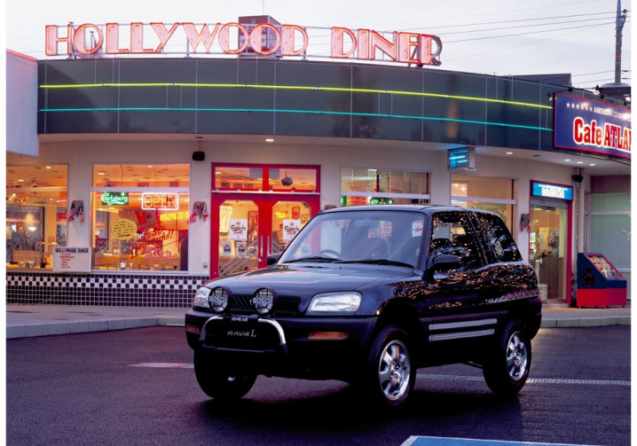 Le Toyota RAV4 fête son trentième anniversaire